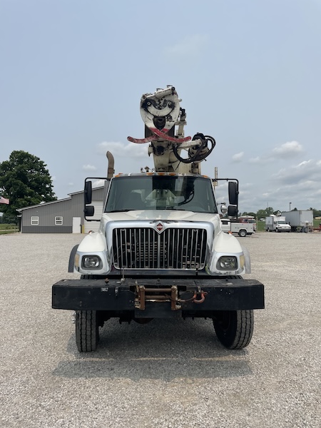 For Sale Digger Derrick 9