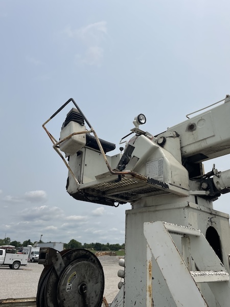 For Sale Digger Derrick 4