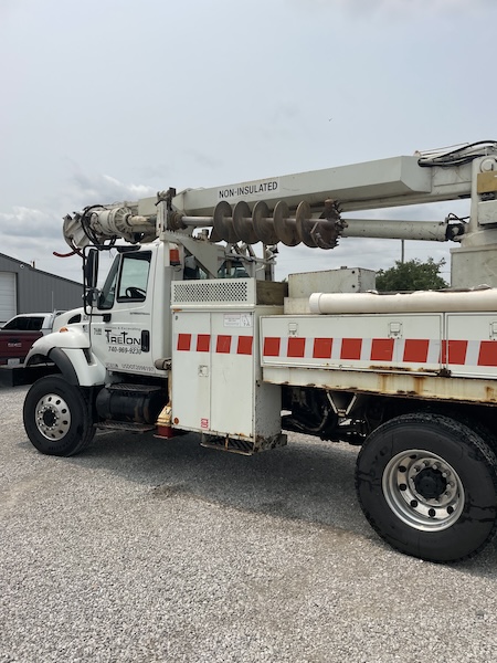 For Sale Digger Derrick 7